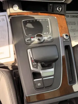 2019 Audi Q5 quattro Premium Plus 45 TFSI