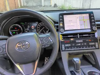 2022 Toyota Avalon Hybrid XSE Nightshade