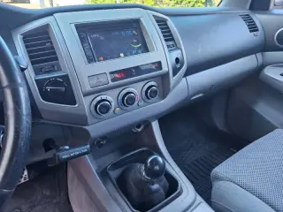 2005 Toyota Tacoma V6