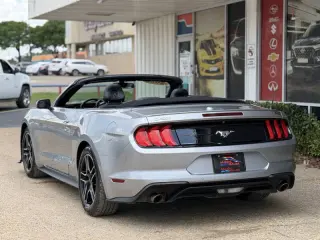 2020 Ford Mustang EcoBoost
