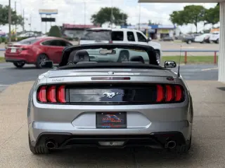 2020 Ford Mustang EcoBoost