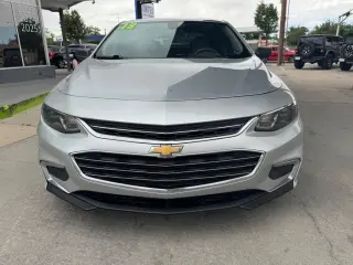2018 Chevrolet Malibu LS