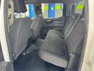 2021 Chevrolet Silverado 1500 Custom Crew Cab Short Box 2WD