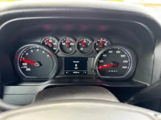 2021 Chevrolet Silverado 1500 Custom Crew Cab Short Box 2WD