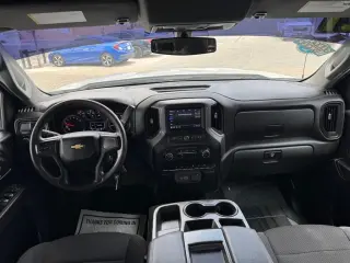 2021 Chevrolet Silverado 1500 Custom Crew Cab Short Box 2WD