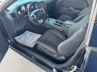 2013 Dodge Challenger SXT