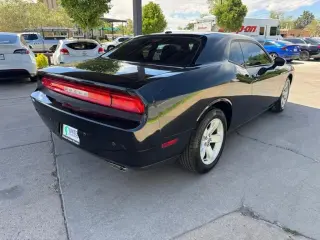 2013 Dodge Challenger SXT