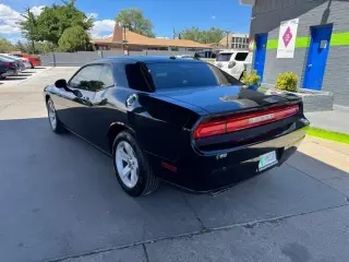 2013 Dodge Challenger SXT