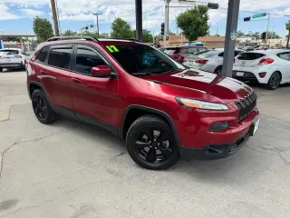 2017 Jeep Cherokee Limited FWD