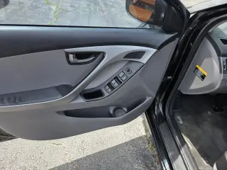 2014 Hyundai Elantra GLS M/T