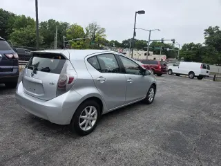 2013 Toyota Prius c One