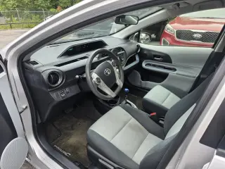 2013 Toyota Prius c One