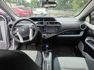 2013 Toyota Prius c One