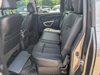 2017 Nissan Titan