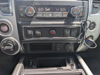 2017 Nissan Titan