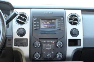 2014 Ford F-150 4WD SuperCrew 139" XLT