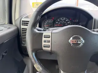 2004 Nissan Titan LE King Cab 4WD