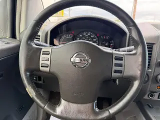 2004 Nissan Titan LE King Cab 4WD