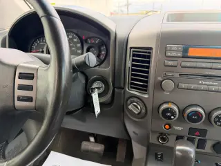 2004 Nissan Titan LE King Cab 4WD