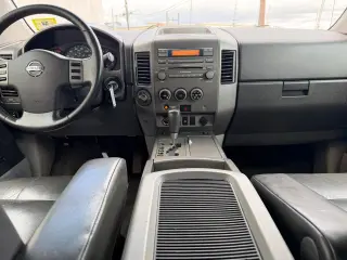 2004 Nissan Titan LE King Cab 4WD