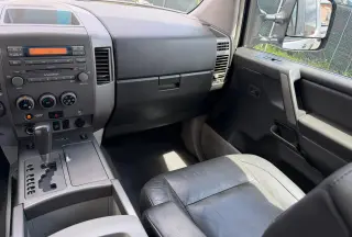 2004 Nissan Titan LE King Cab 4WD