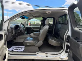 2004 Nissan Titan LE King Cab 4WD