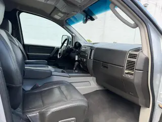 2004 Nissan Titan LE King Cab 4WD