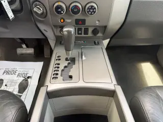 2004 Nissan Titan LE King Cab 4WD