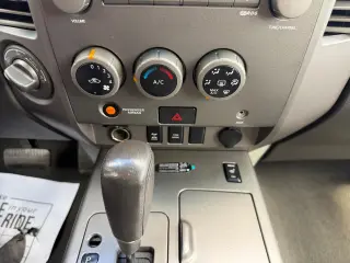 2004 Nissan Titan LE King Cab 4WD
