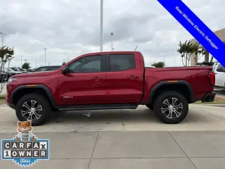 GMC Canyon 2024 4x4 AT4 4dr Crew Cab 5 ft. SB