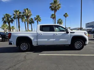 GMC Sierra 1500 2020 4x4 AT4 4dr Crew Cab 5.8 ft. SB