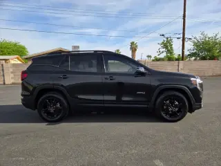 GMC Terrain 2023 AWD AT4 4dr SUV
