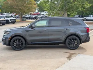 Kia Sorento 2023 SX 4dr SUV