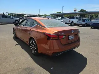 Nissan Altima 2019 2.5 SR 4dr Sedan