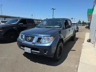 Nissan Frontier 2016 4x2 SV 4dr Crew Cab 6.1 ft. SB Pickup 5A