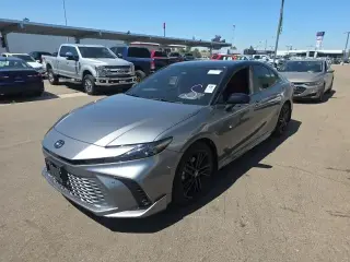 Toyota Camry 2025 SE 4dr Sedan
