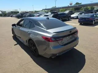 Toyota Camry 2025 SE 4dr Sedan