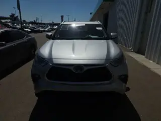 Toyota Highlander 2024 LE 4dr SUV