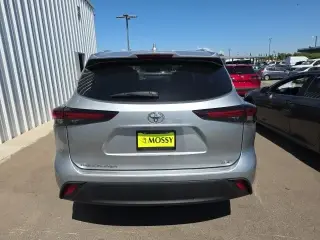 Toyota Highlander 2024 LE 4dr SUV