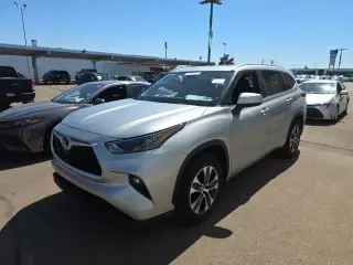Toyota Highlander 2024 LE 4dr SUV