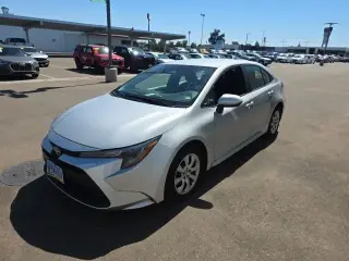Toyota Corolla 2024 LE 4dr Sedan