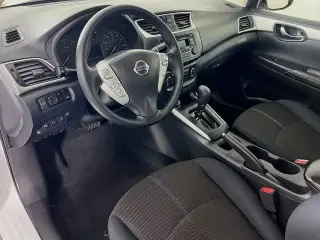 Nissan Sentra 2017 S 4dr Sedan 6M