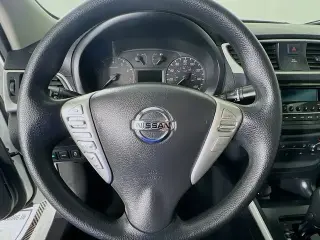 Nissan Sentra 2017 S 4dr Sedan 6M