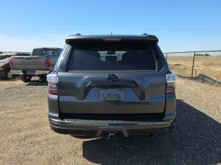 Toyota 4Runner 2020 4x4 SR5 4dr SUV