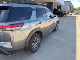 Nissan Pathfinder 2025 SV 4dr SUV