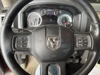 Ram 1500 2017 4x2 Big Horn 4dr Crew Cab 5.5 ft. SB Pickup