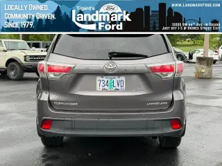 Toyota Highlander 2016 AWD Limited 4dr SUV