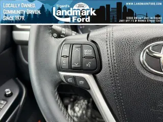 Toyota Highlander 2016 AWD Limited 4dr SUV