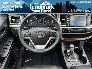 Toyota Highlander 2016 AWD Limited 4dr SUV