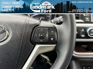 Toyota Highlander 2016 AWD Limited 4dr SUV